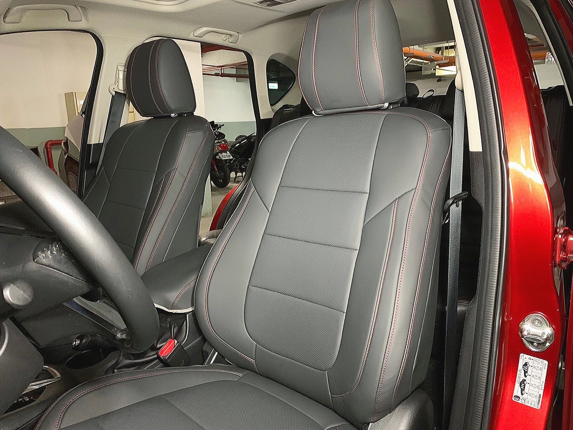 Mazda CX5訂製椅套，原汽車椅套破損，Mazda CX5汽車椅套訂做
