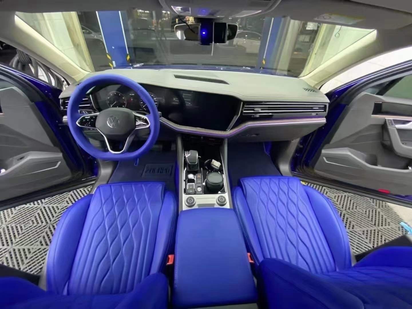 寶藍色汽車皮椅套，訂製款實體看全包式超好看